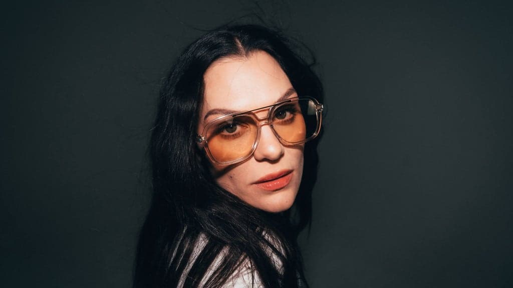 Jessie J - Live after Racing