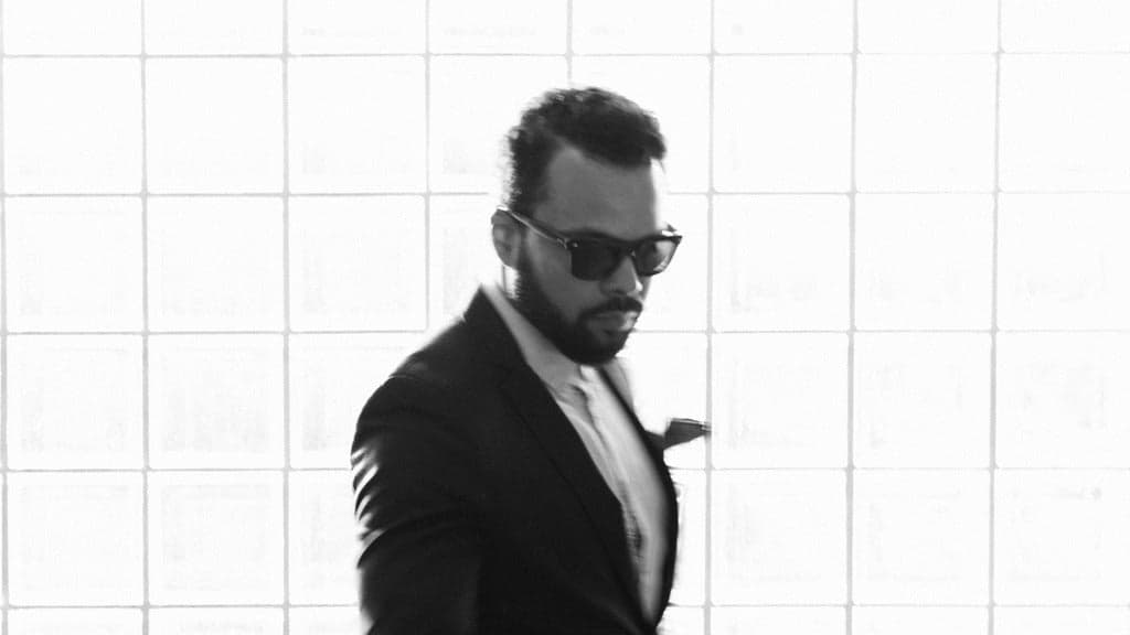 Myles Sanko - Restaurant