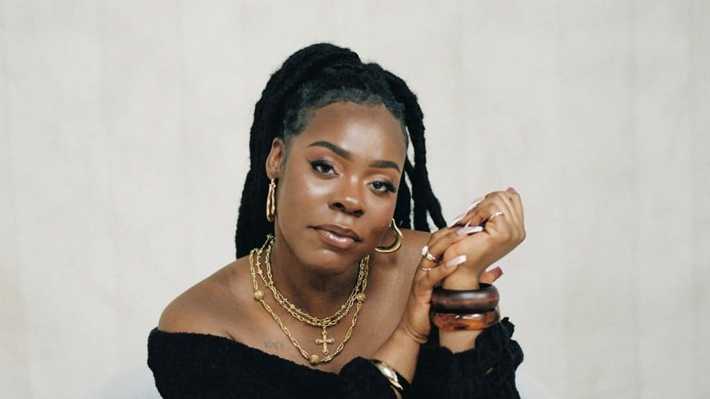 Listed Live & Soul Surge presents Shae Universe