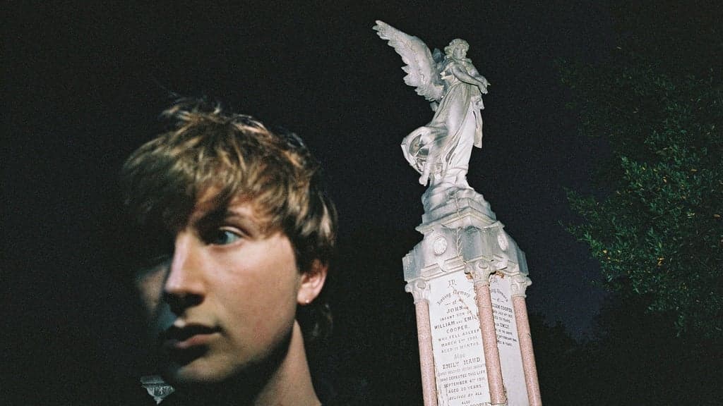 DF Concerts Presents: Dove Ellis